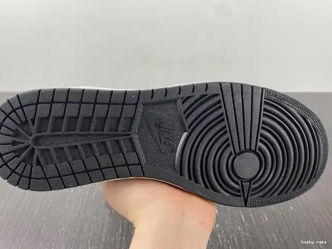 Rep Husky (2023) Jordan Black White Retro 85 High BQ4422-001 1 0621